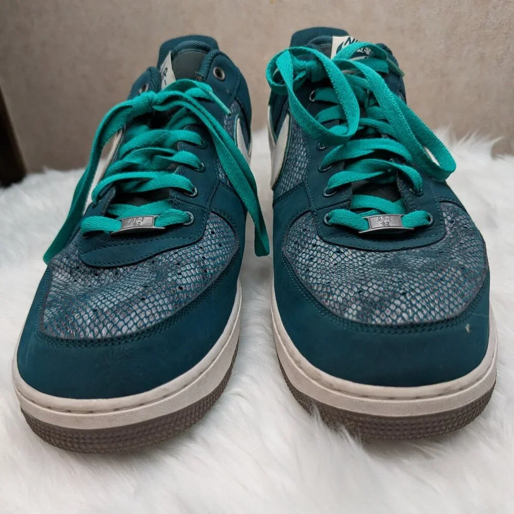 RARE SIZE 15 Nike Air Force 1 Snake Skin Men’s Sneakers Teal Color👟
